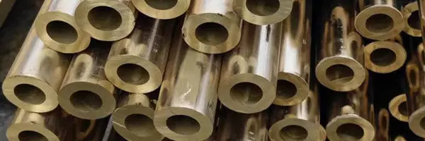 أنبوب نحاسي