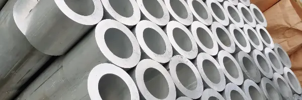 Tubo de aluminio