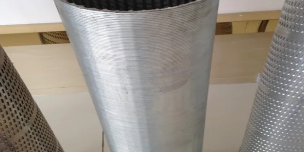 Screen Casings