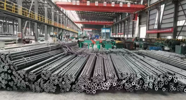 Seamless steel pipe